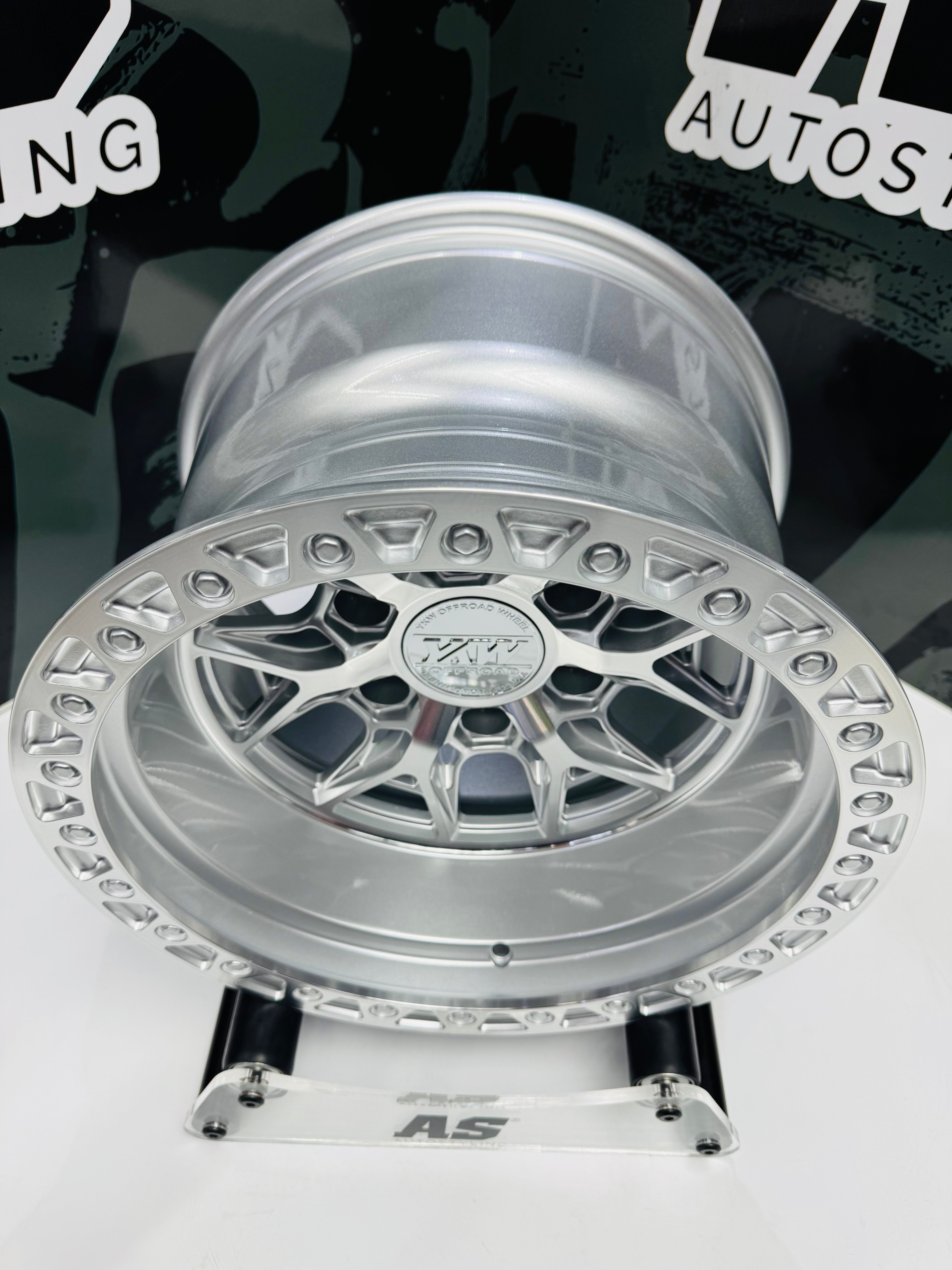15″ YKW 5510 6/139 10j Alloy bakkie wheels - Autostyling Klerksdorp