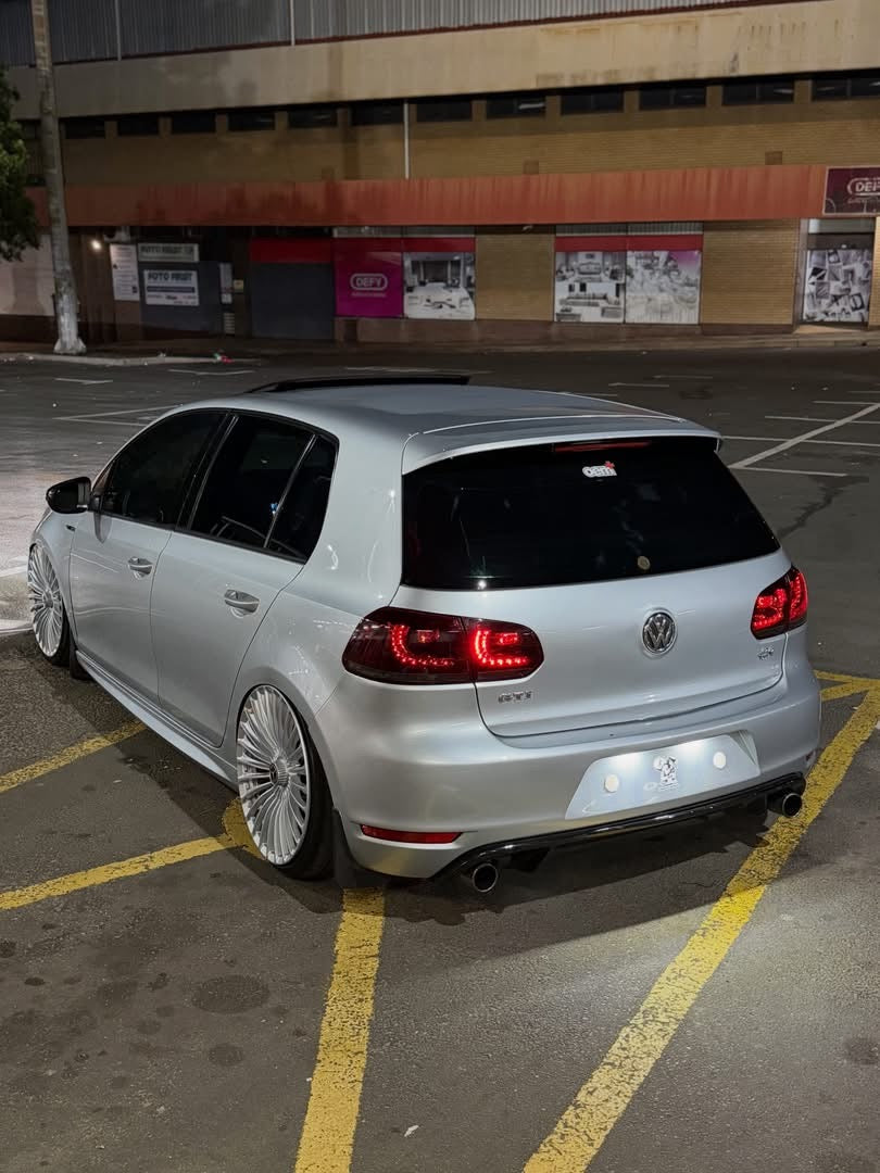 19” K328 MAYBAC 5/112 SILVER - Autostyling Klerksdorp