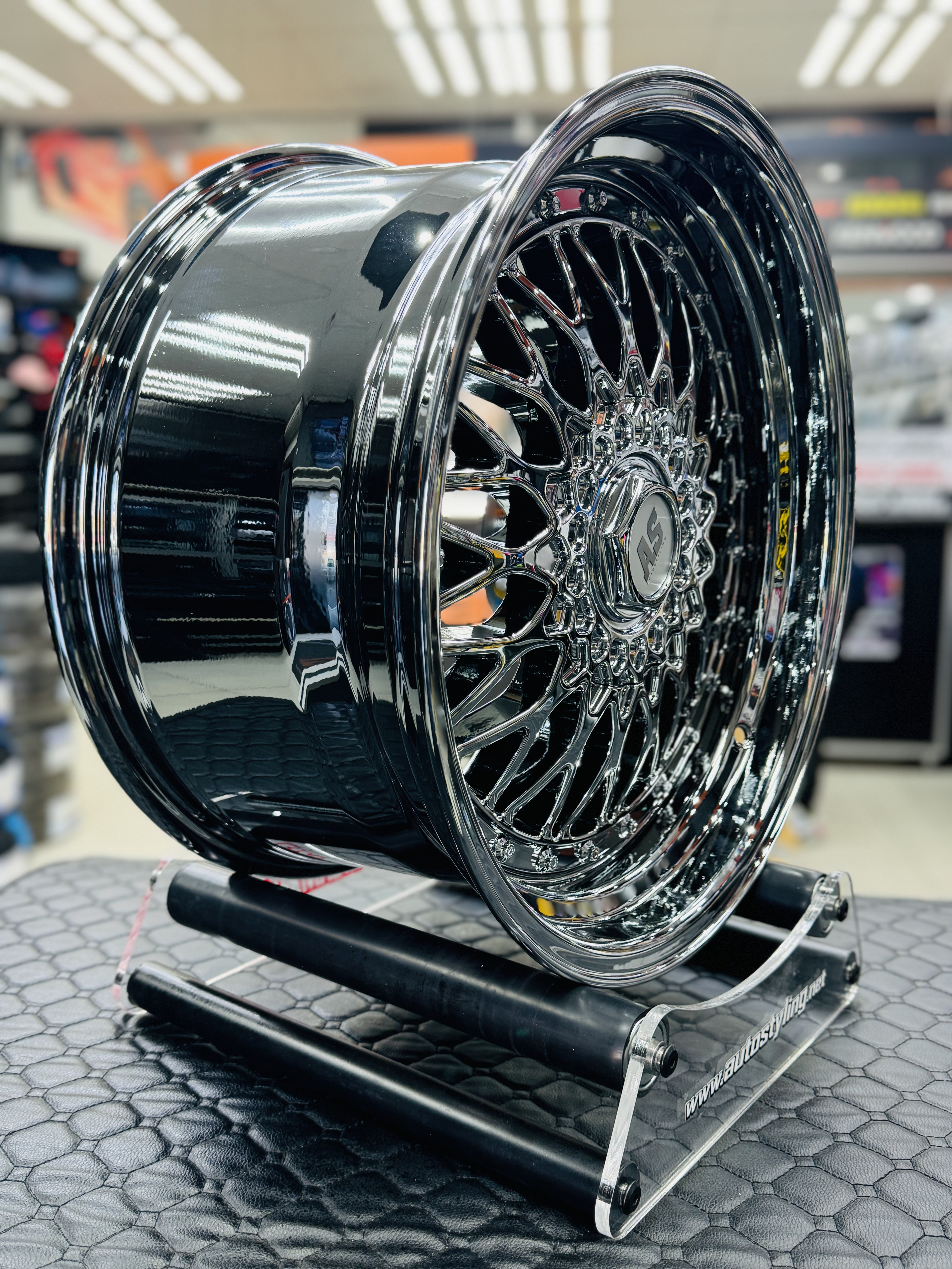 18” AS- MESH 5/112 5/114 SILVER CHROME available May 2025