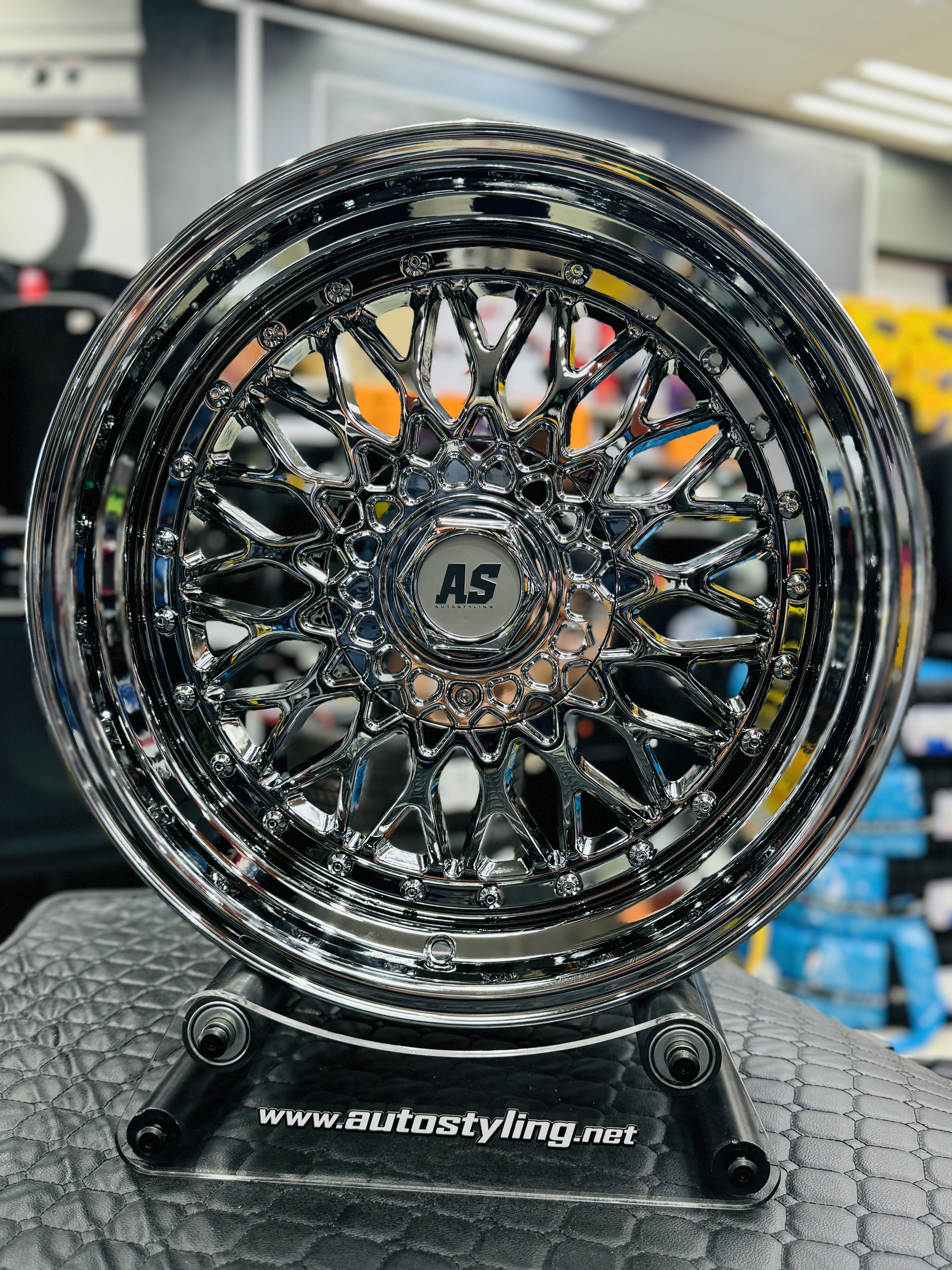 18” AS- MESH 5/112 5/114 SILVER CHROME available May 2025