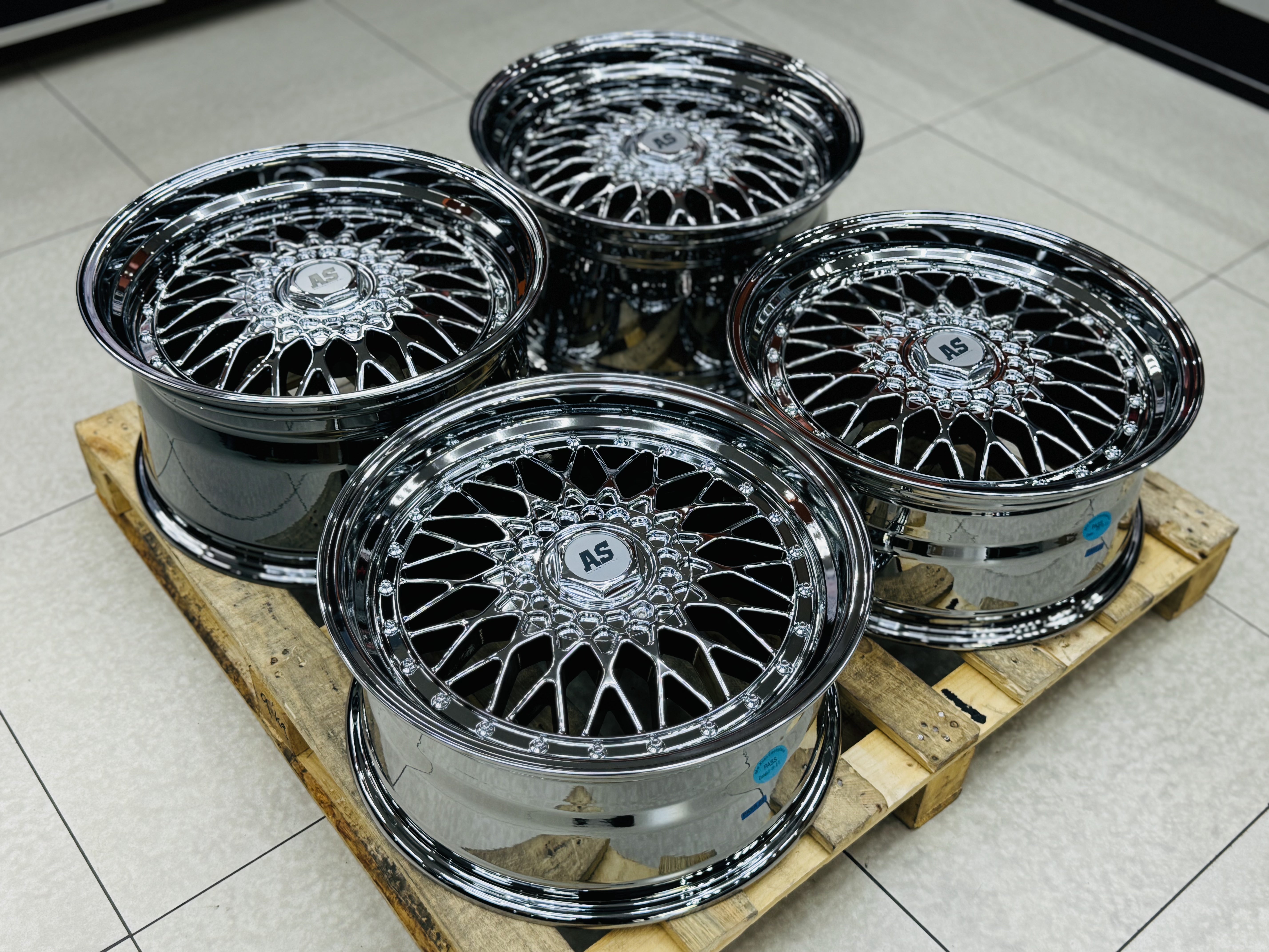 18” AS- MESH 5/112 5/114 SILVER CHROME available May 2025