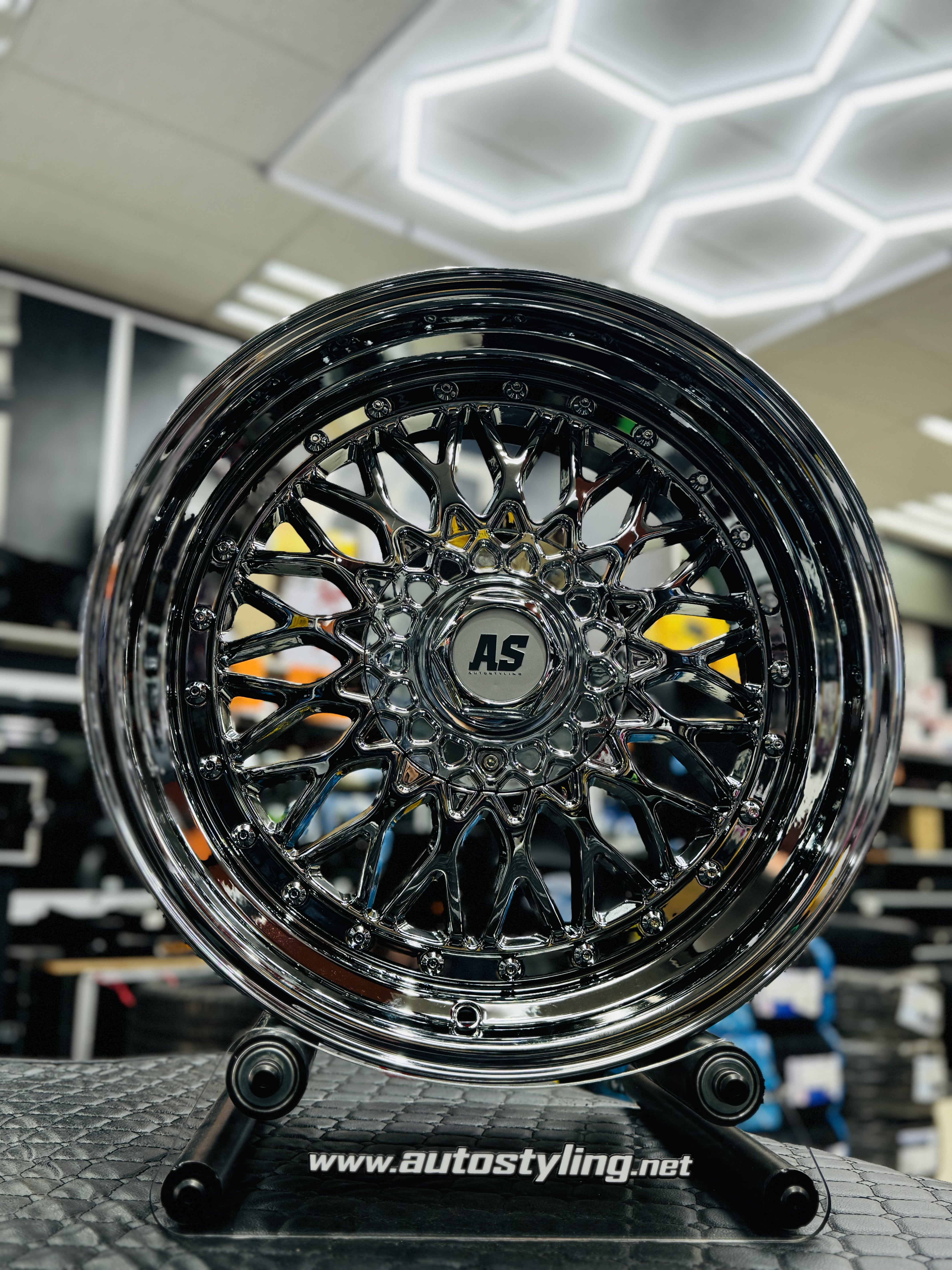 18” AS- MESH 5/112 5/114 SILVER CHROME available May 2025
