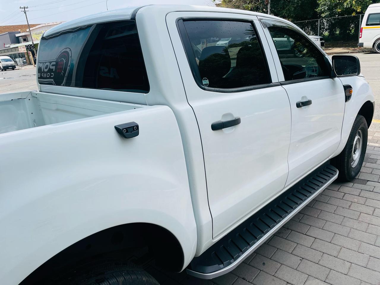 Ford ranger T6 / T7 / T9 incl next Gen 2012- 2025 SIDE  STEPS BRAND NEW