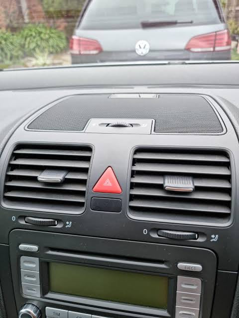 VW Golf MK5 GOLF & JETTA DASHBOARD AIR VENTS