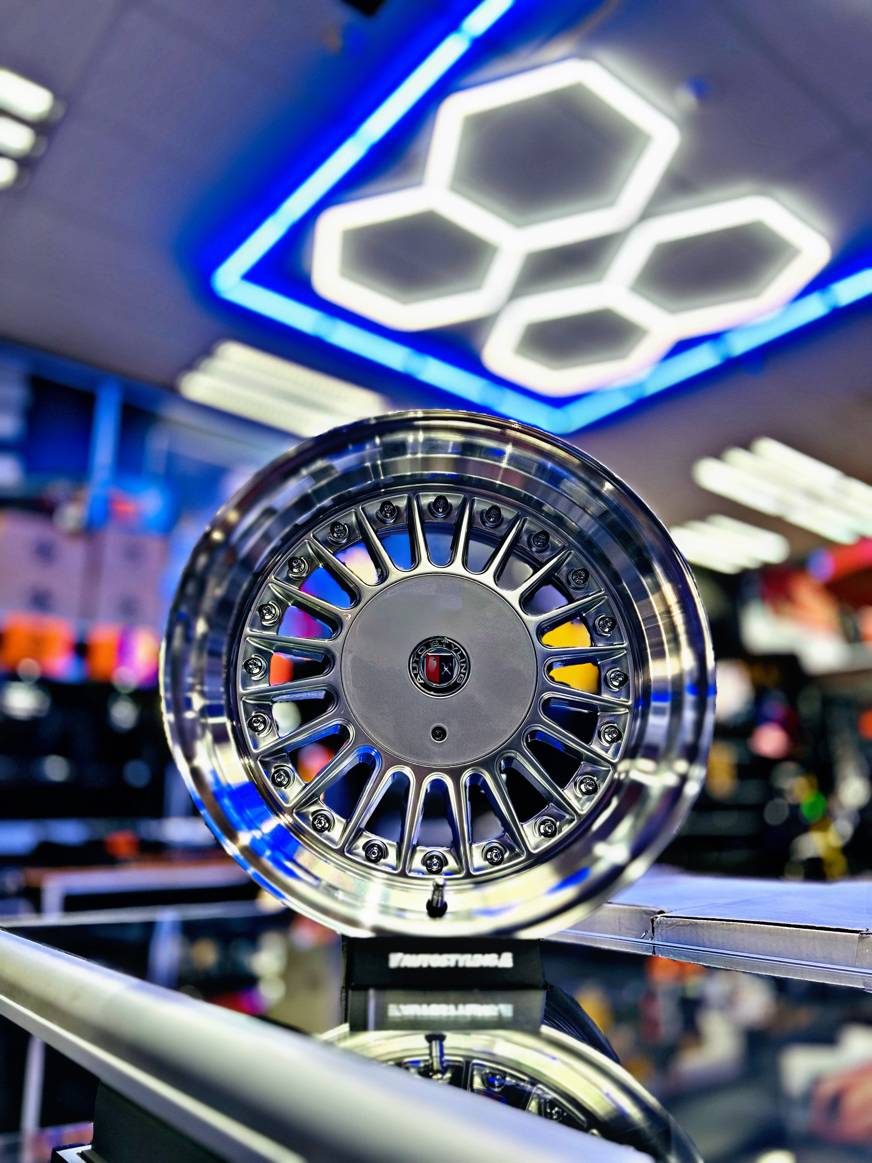 15” AS- 7624 ALPINA 5/100 & 5/114 wheels