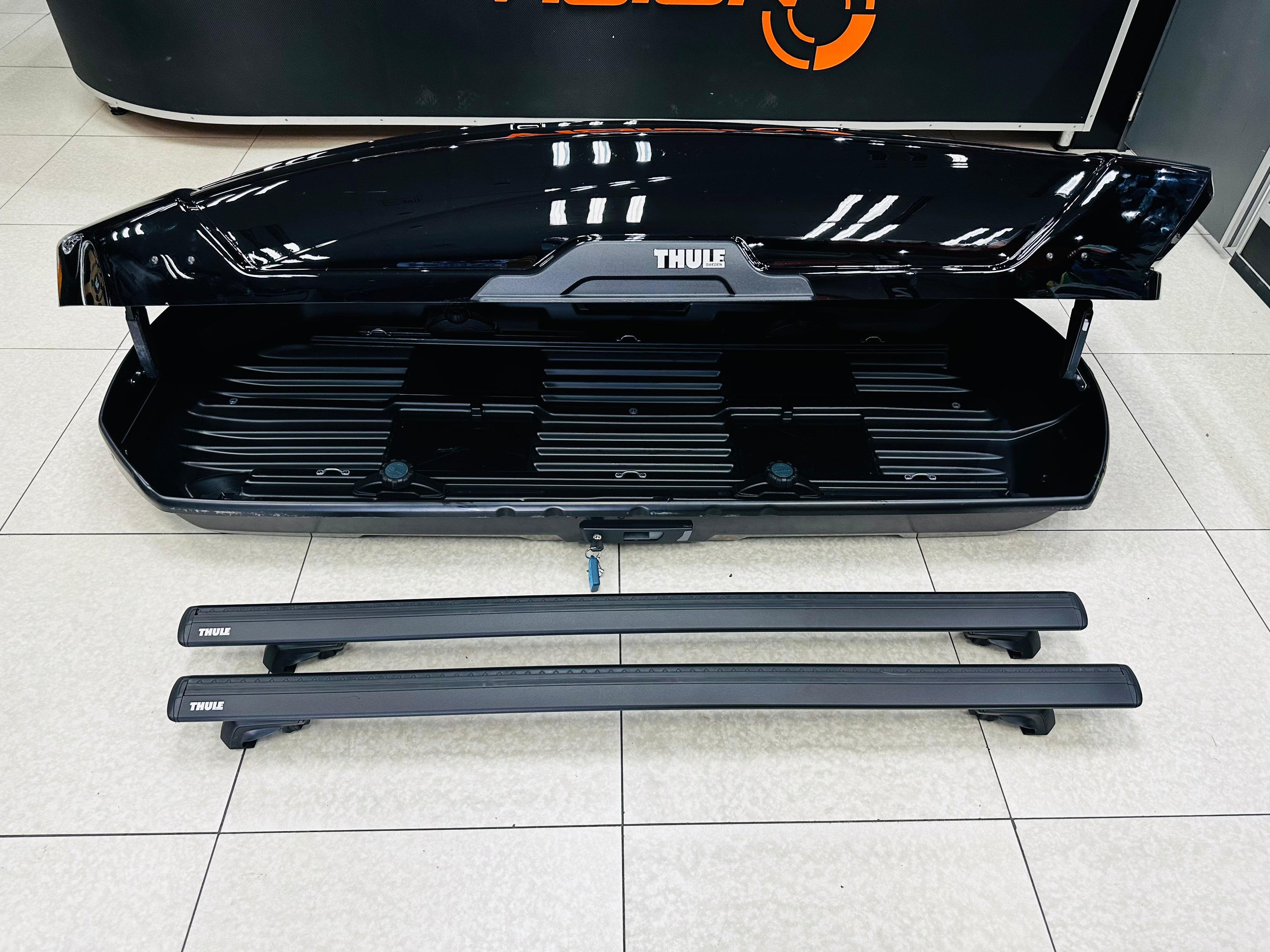 THULE ROOF BOX