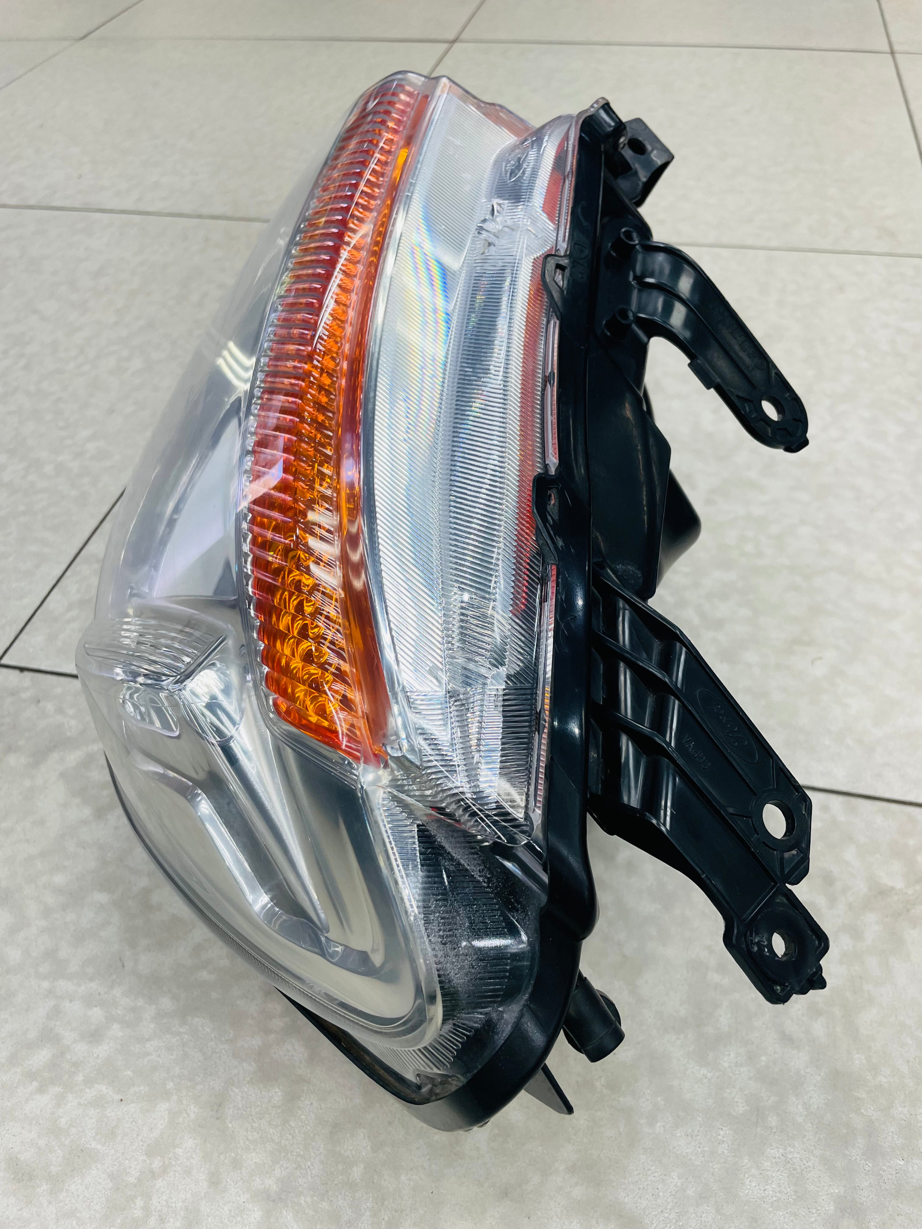 Ford ranger OEM 2012 PREOWNED headlight