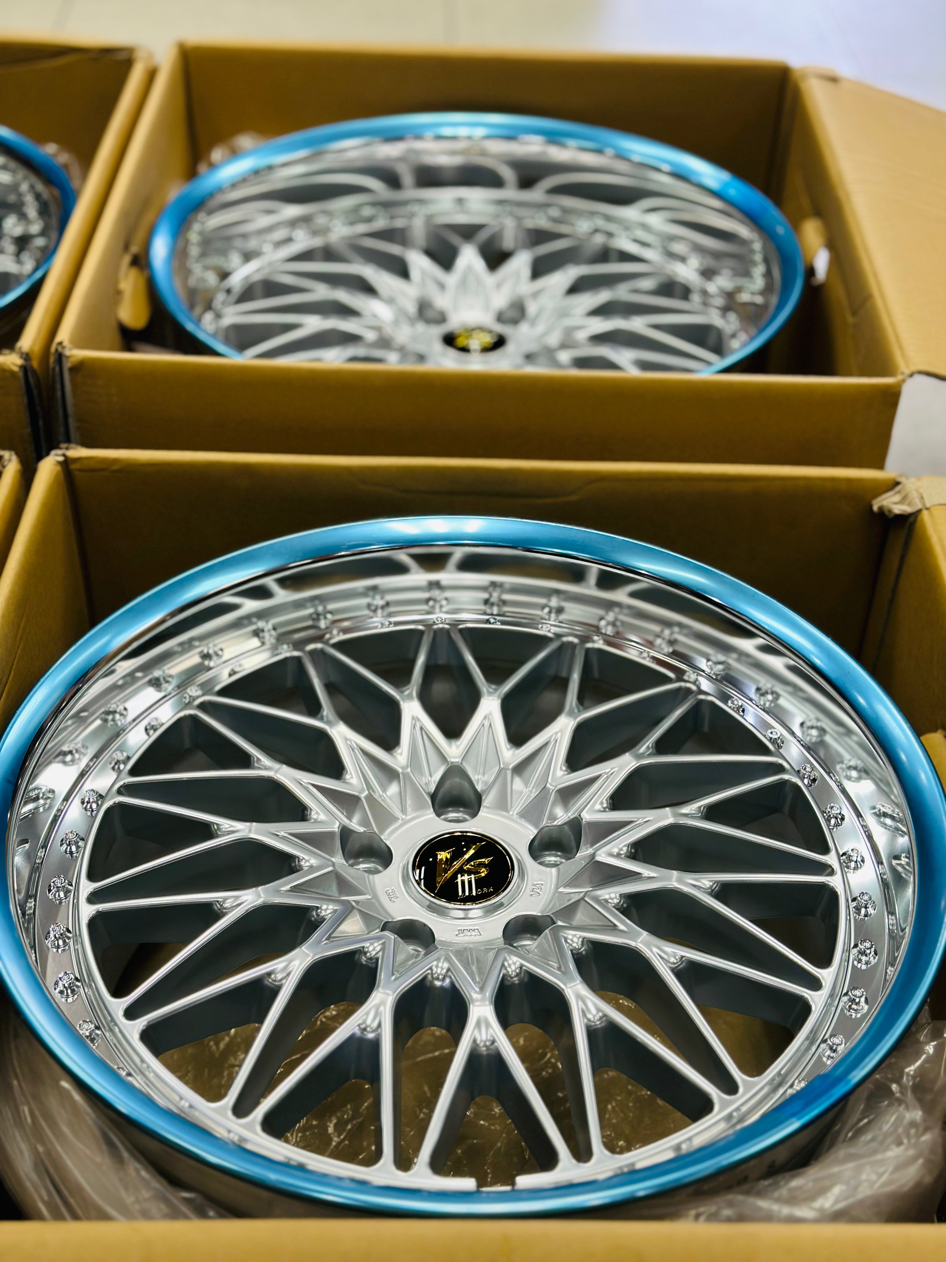 Split Rim 20 20” WORK VSXV 3pce split wheels 5/120 – Autostyling Klerksdorp