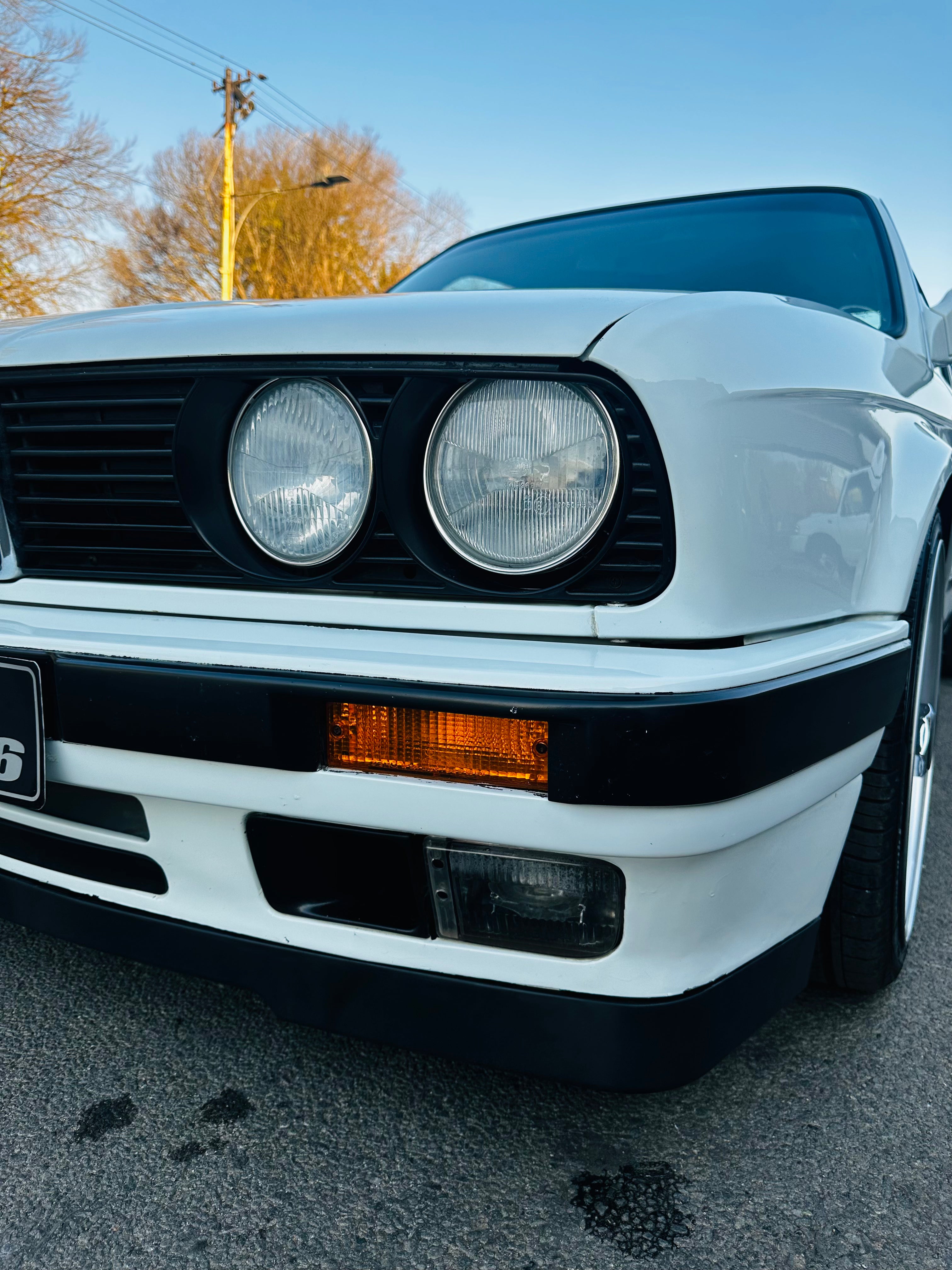 1990 BMW E30 320i Manual