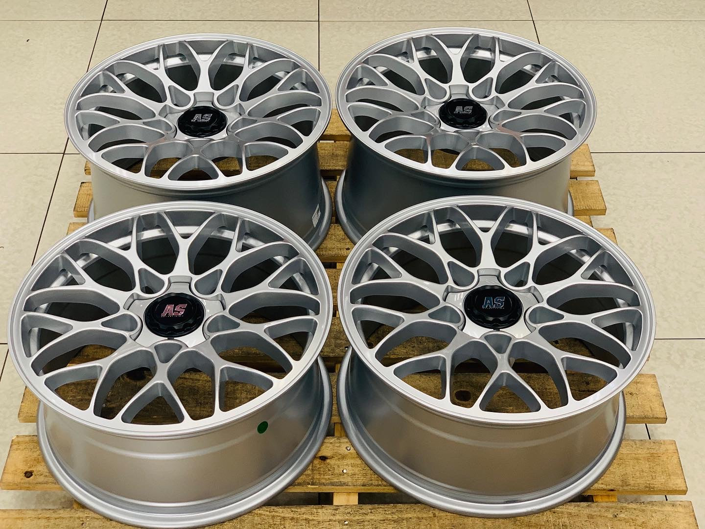 18” AS - SGN 8705 5/112 narrow wide wheels