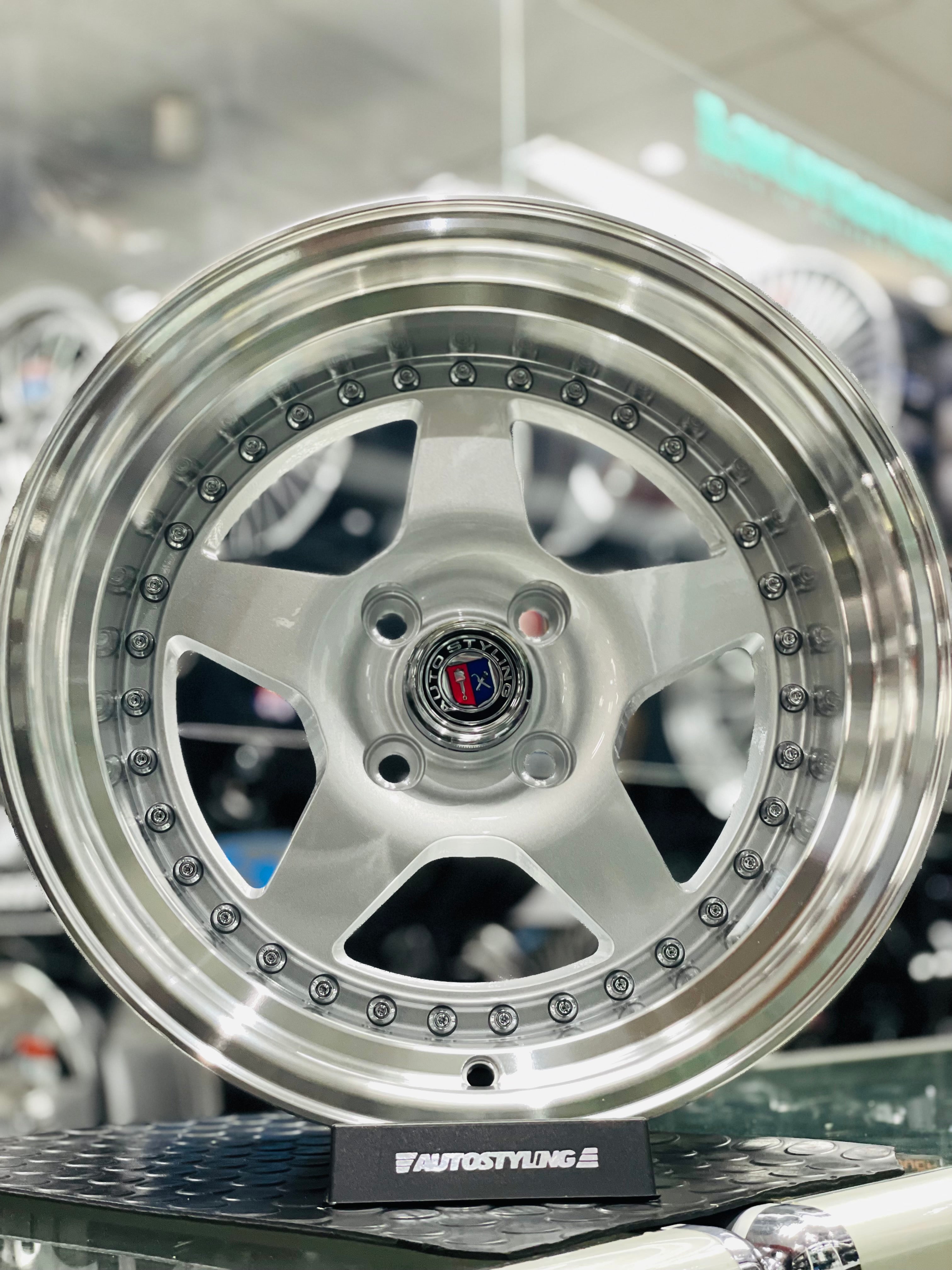 15” As-Meister