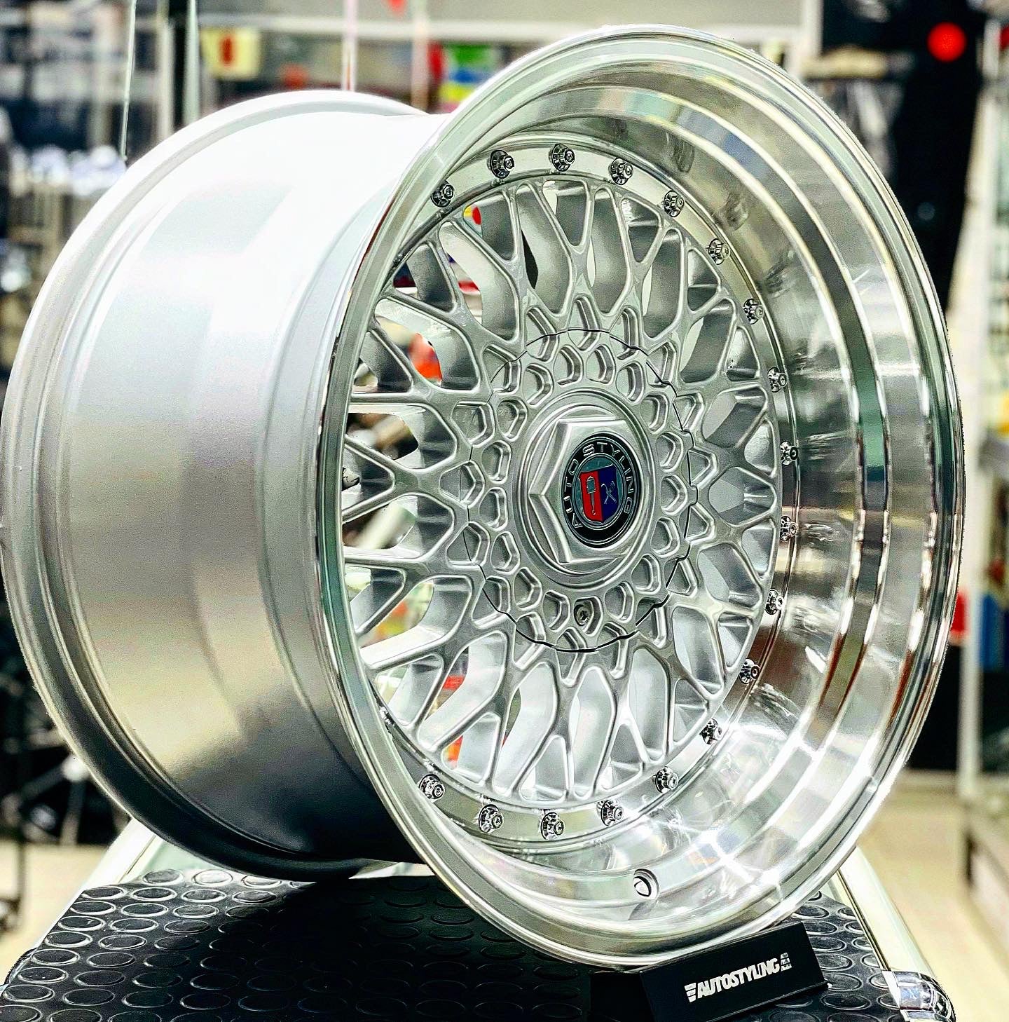 17” AS-MESH 8.5/10j 4/100 4/114 SILVER
