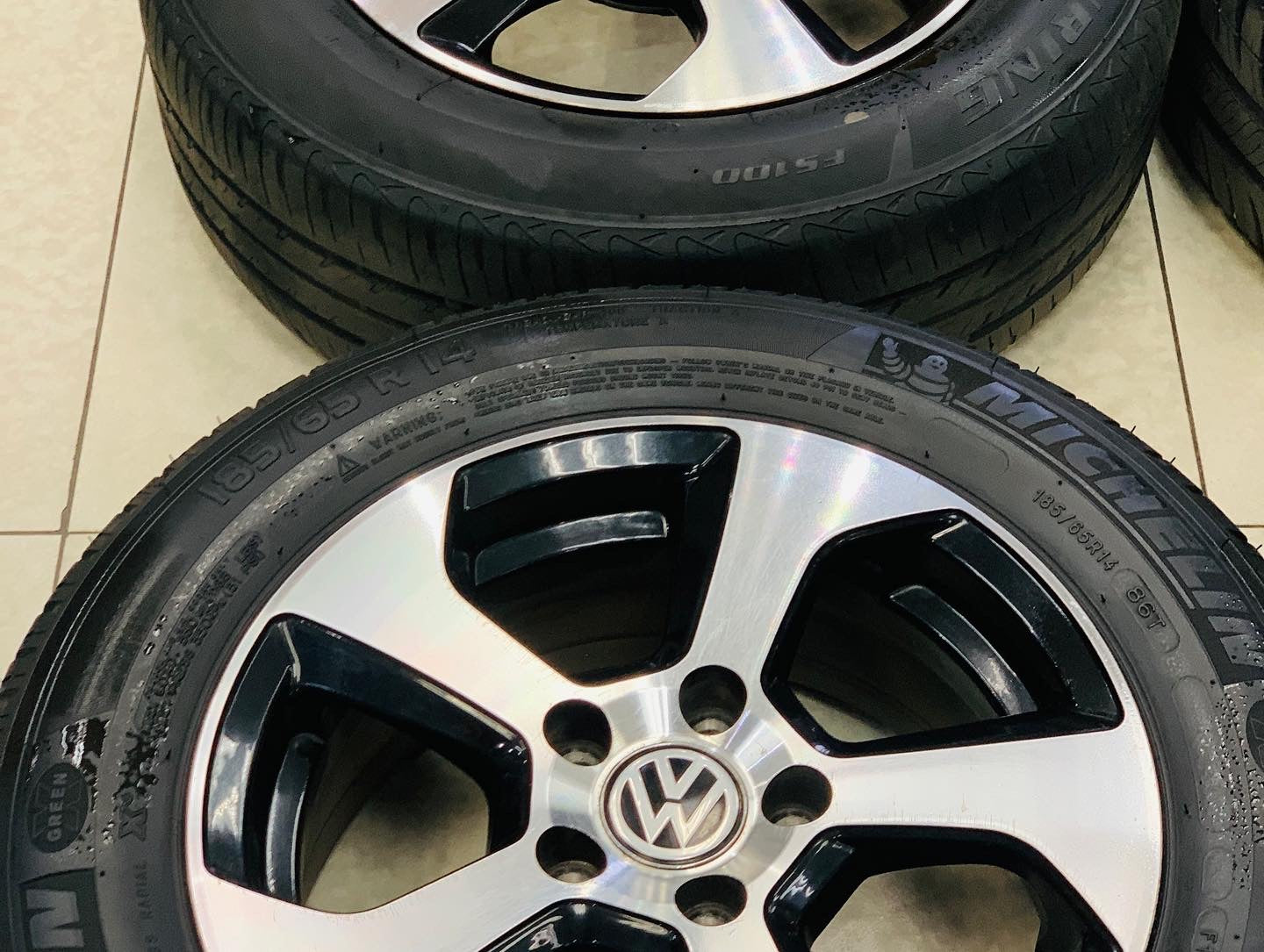 14” POLO 5/100 pre owned mags & tyres