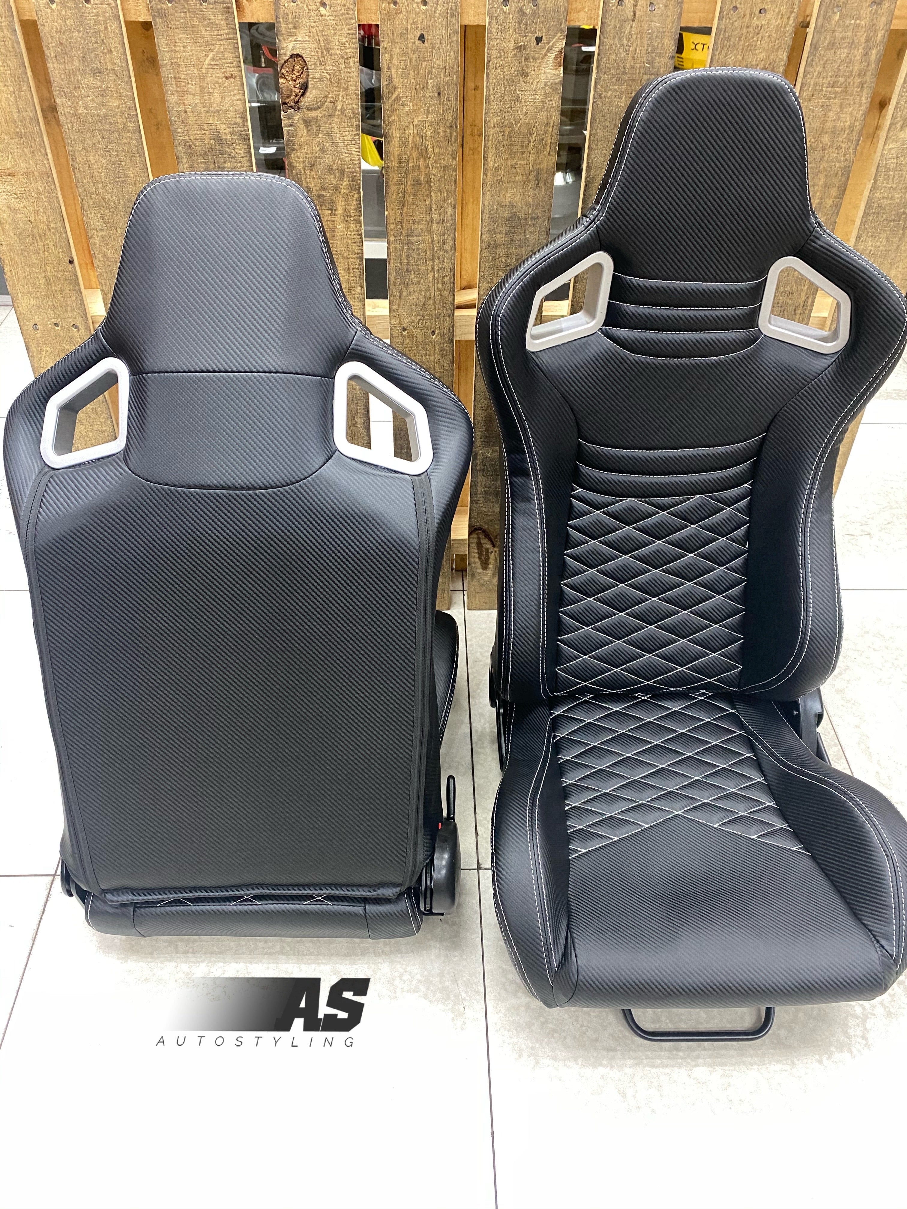 AS WINGBACK SEATS (D) CARBON LOOK