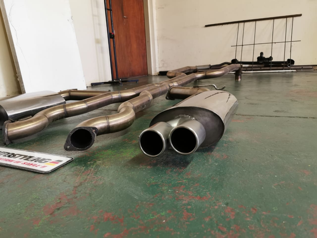 BMW F10 M5 STRAIGHT PIPE EXHAUST SYSTEM
