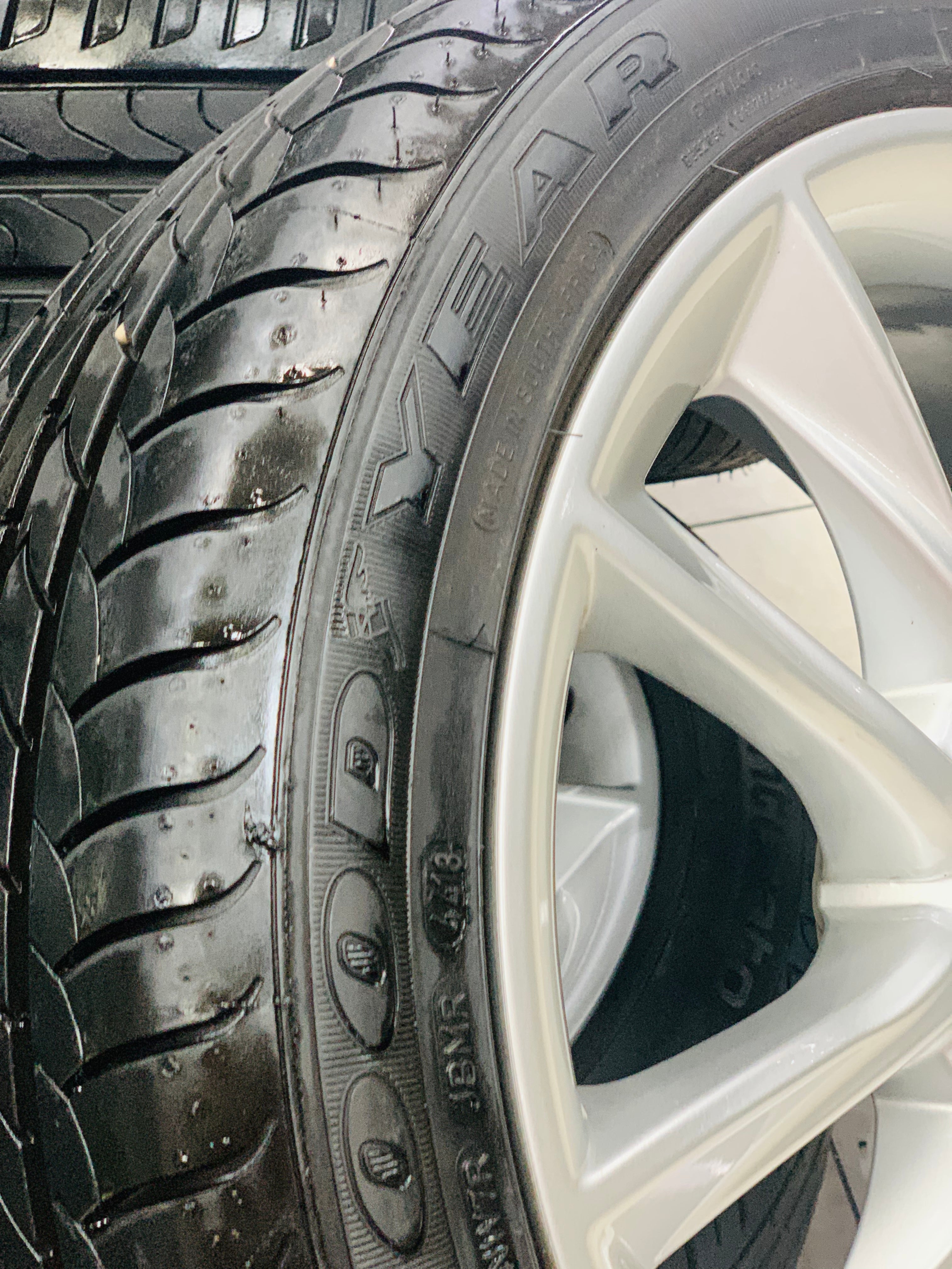 17” OEM AUDI 5/112 pre owned mags & tyres