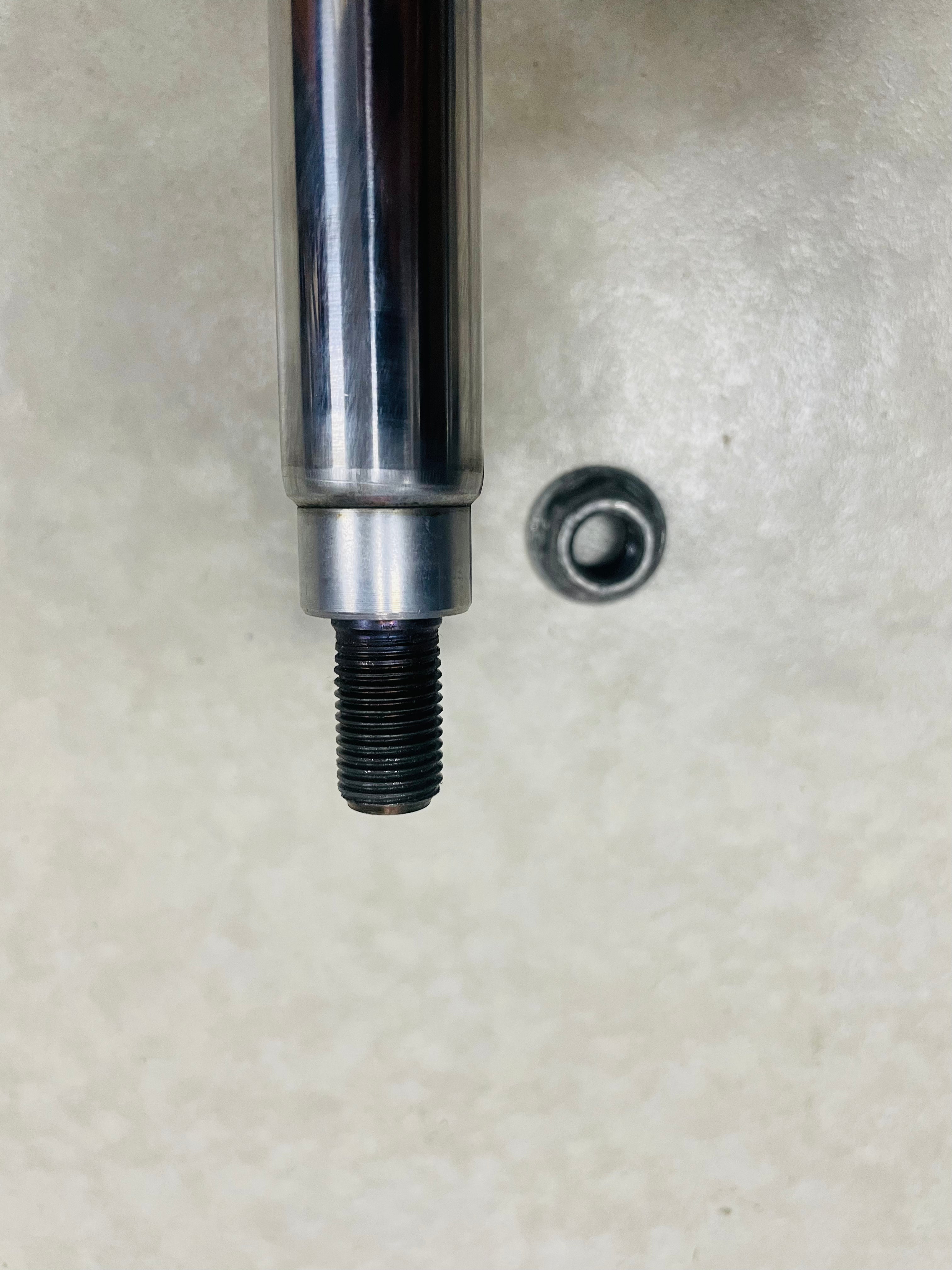 VW GOLF 7 GTI OEM USED FRONT SHOCKS