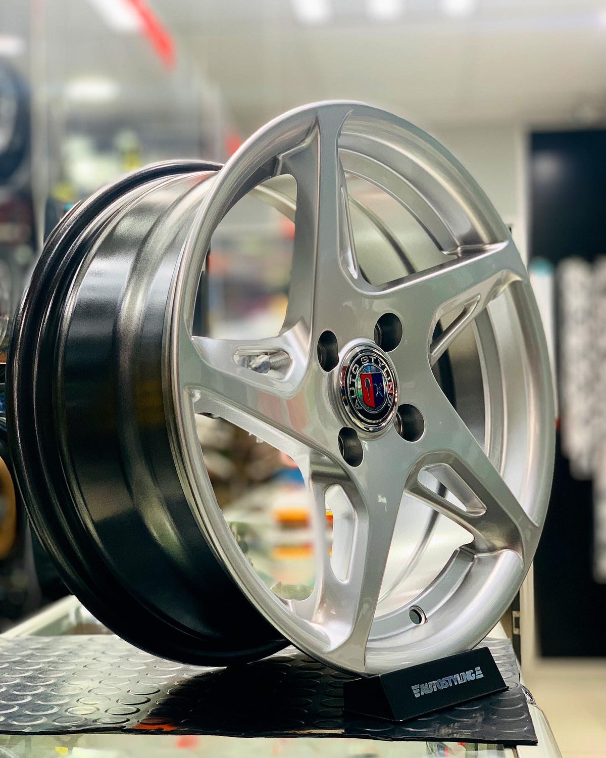 15” AS-458 SILVER