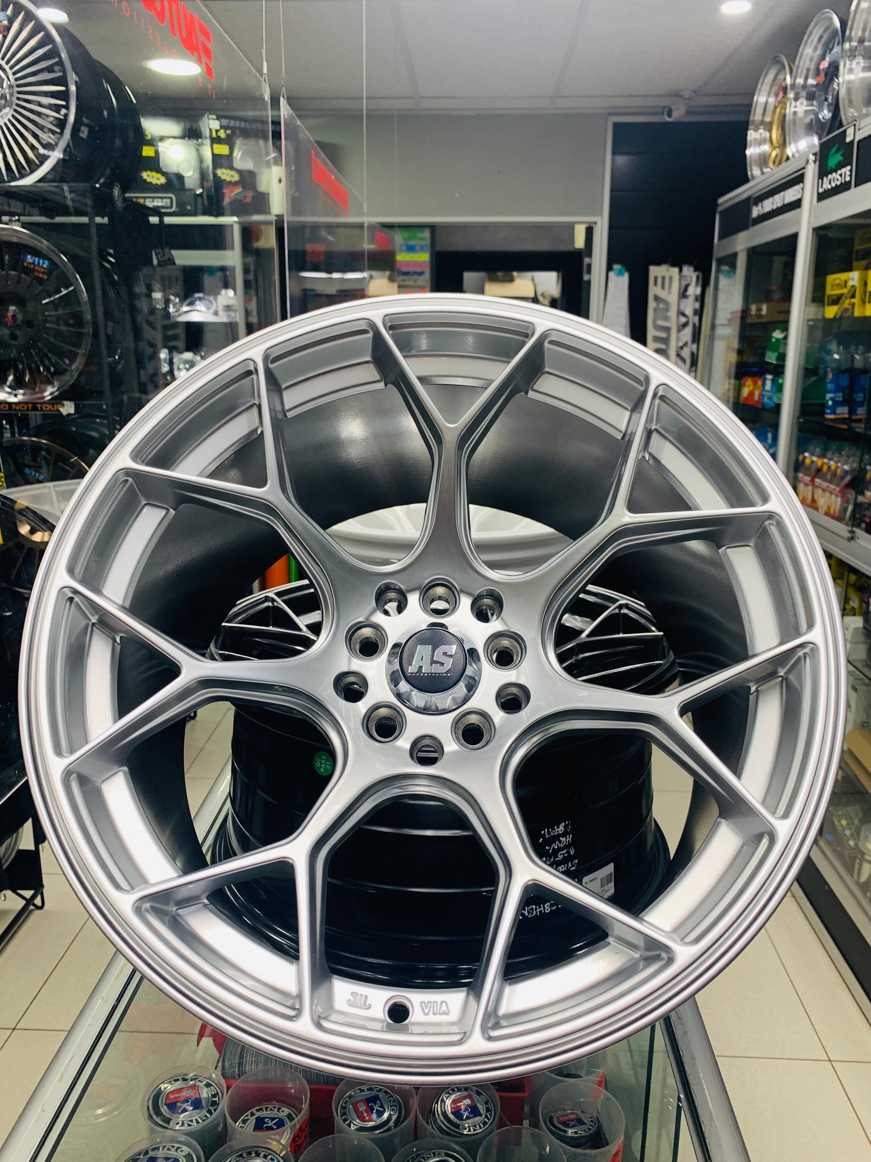 17” AS 28 XXR