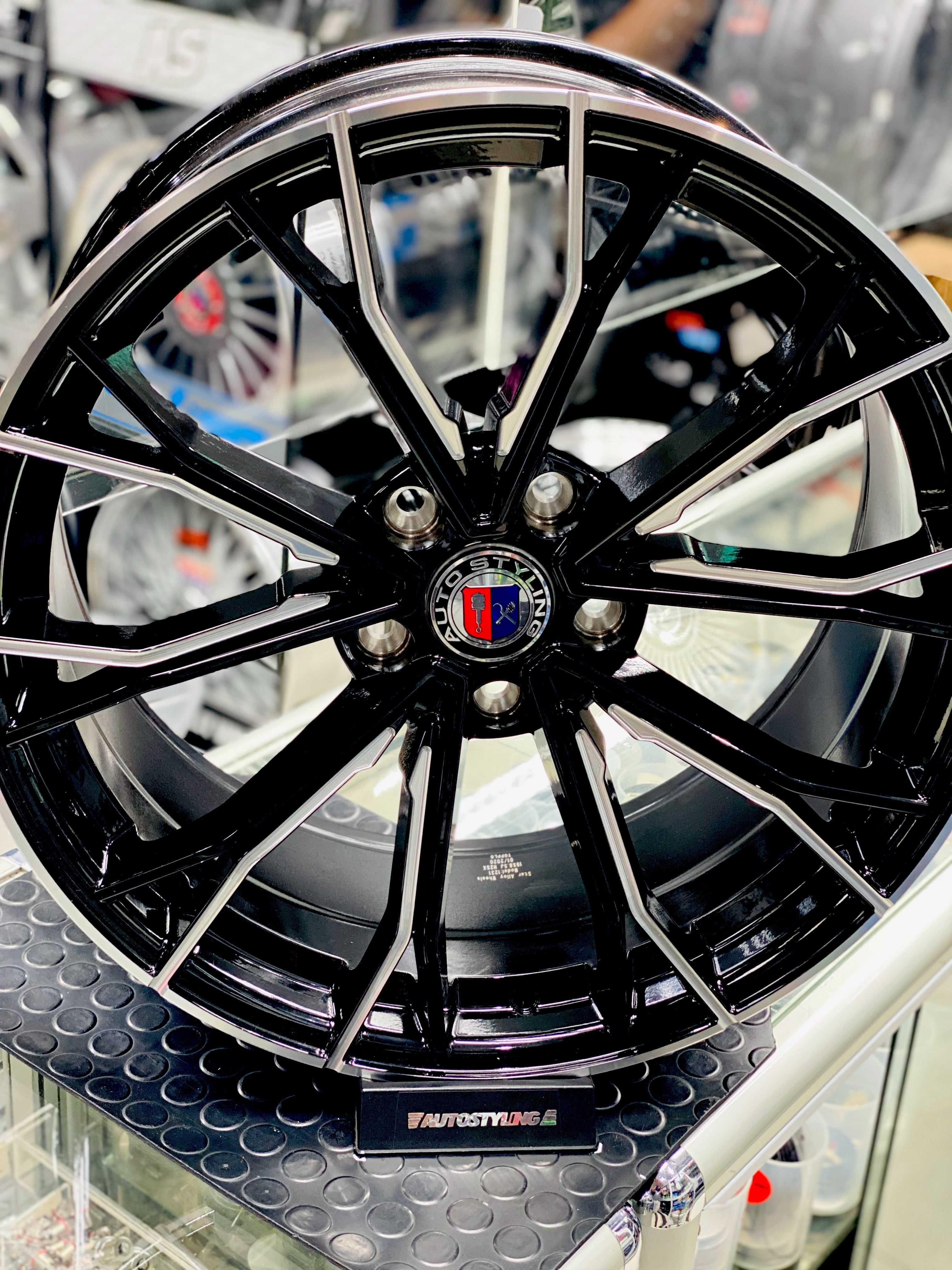 20 ” AS-F811231 available MAY 2025