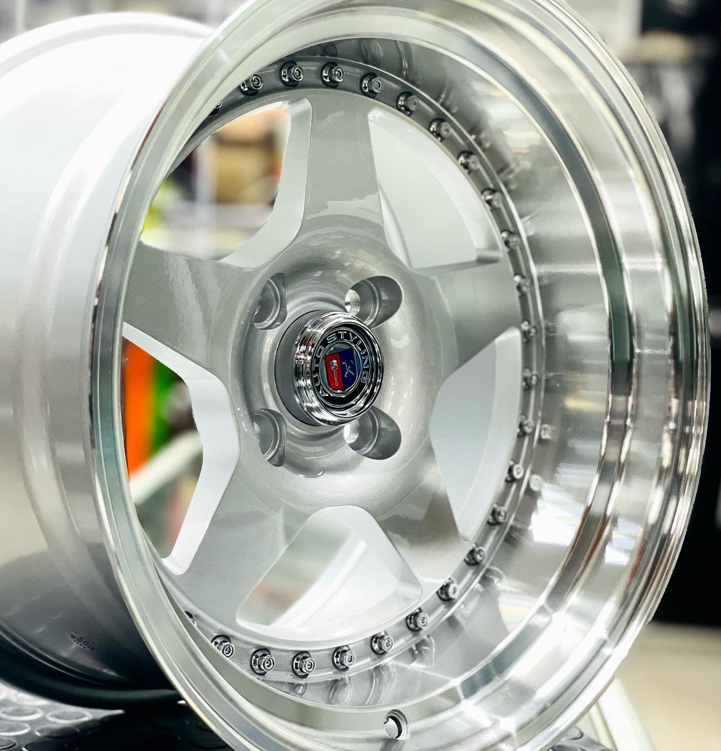 15” As-Meister
