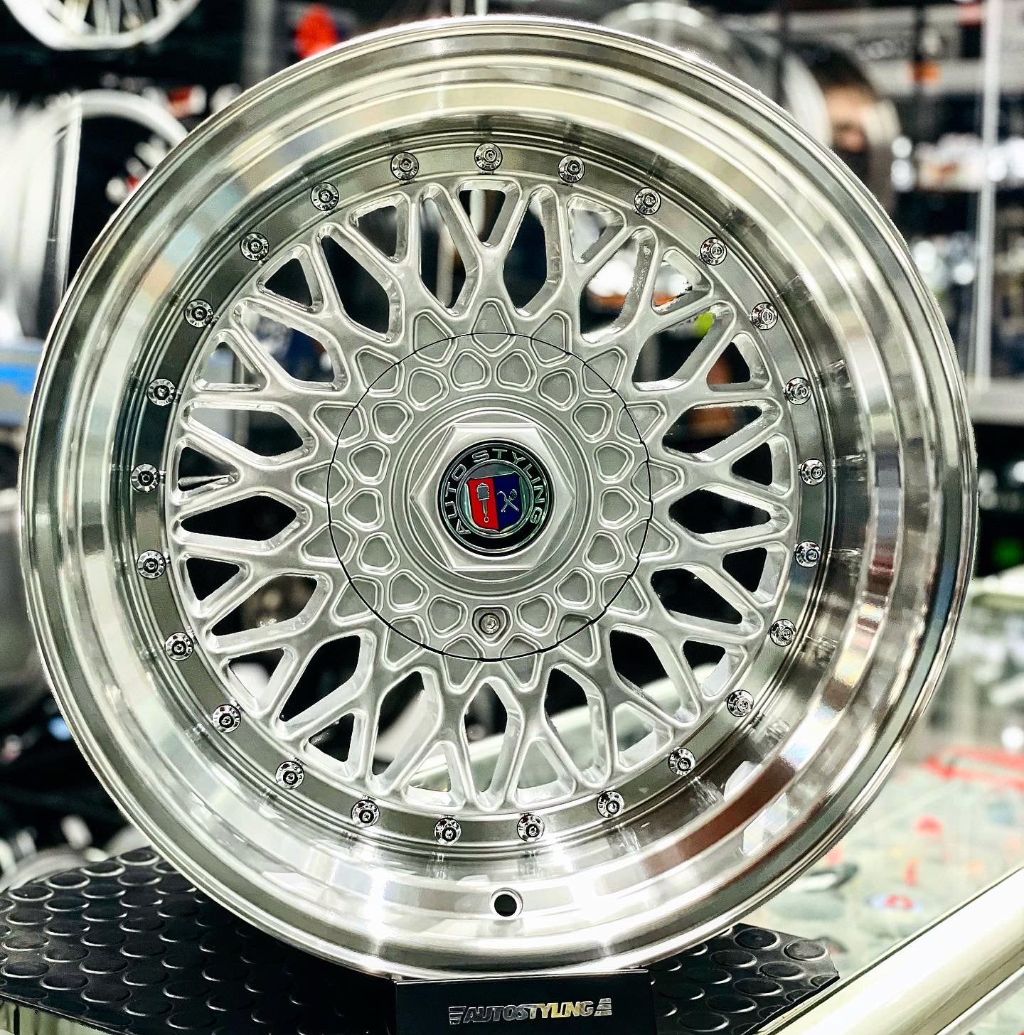 17” AS-MESH 8.5/10j 4/100 4/114 SILVER