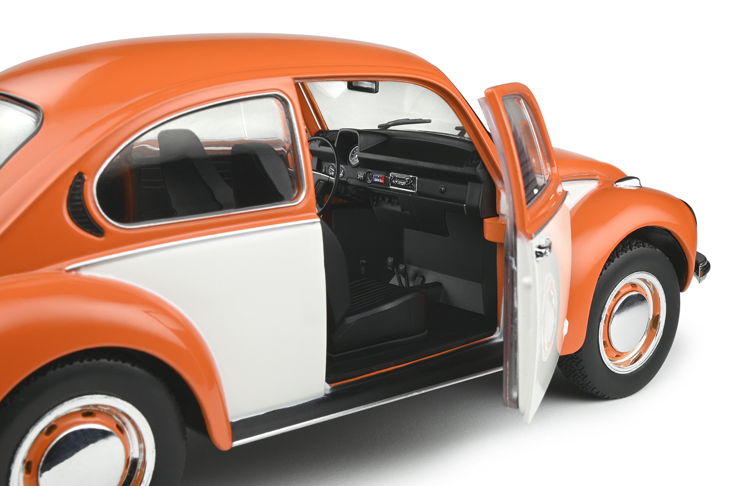 SOLIDO 1:18 SCALE MODEL CAR VW BEETLE SPORT 1303 1974