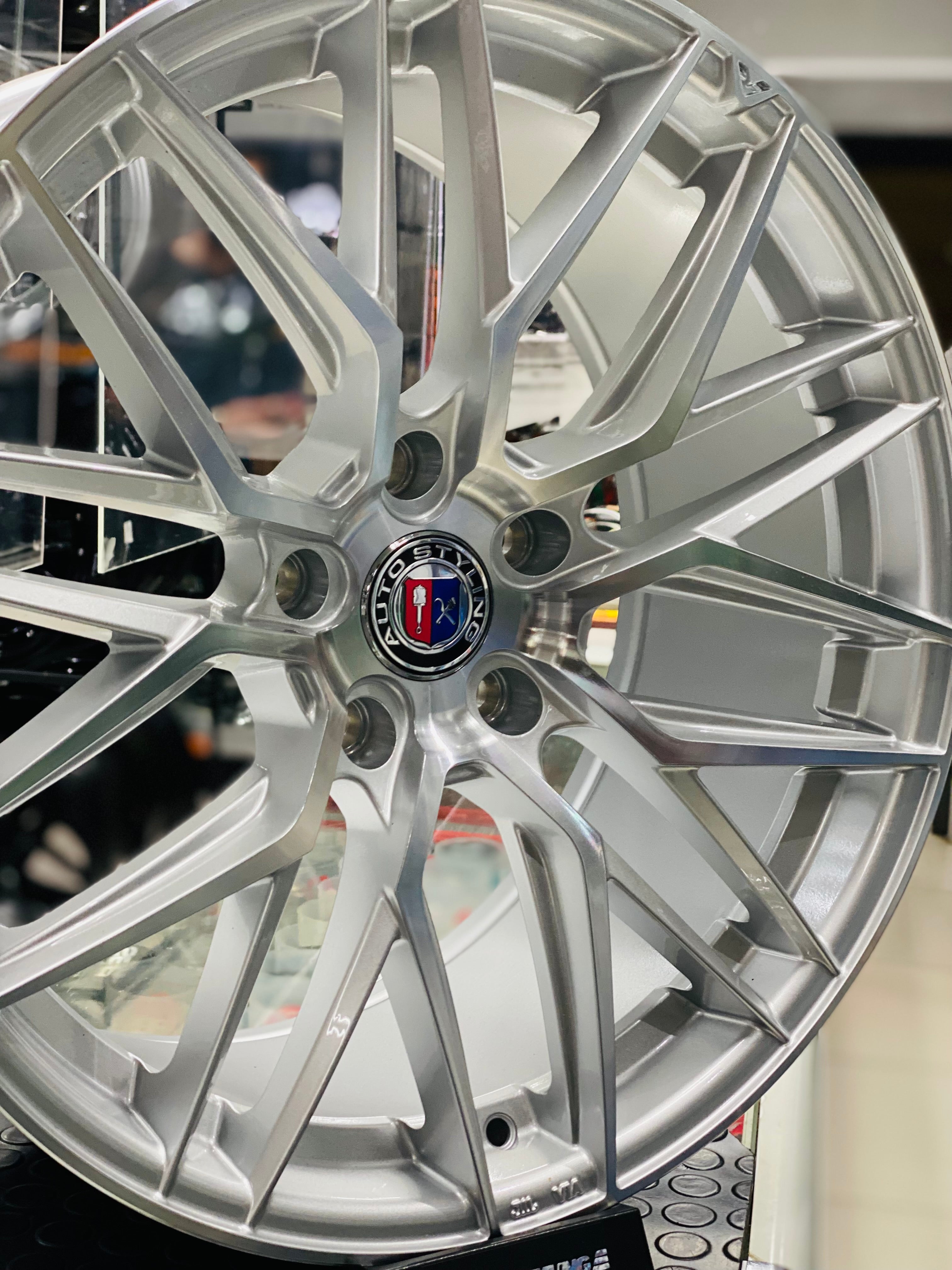 19” F811202