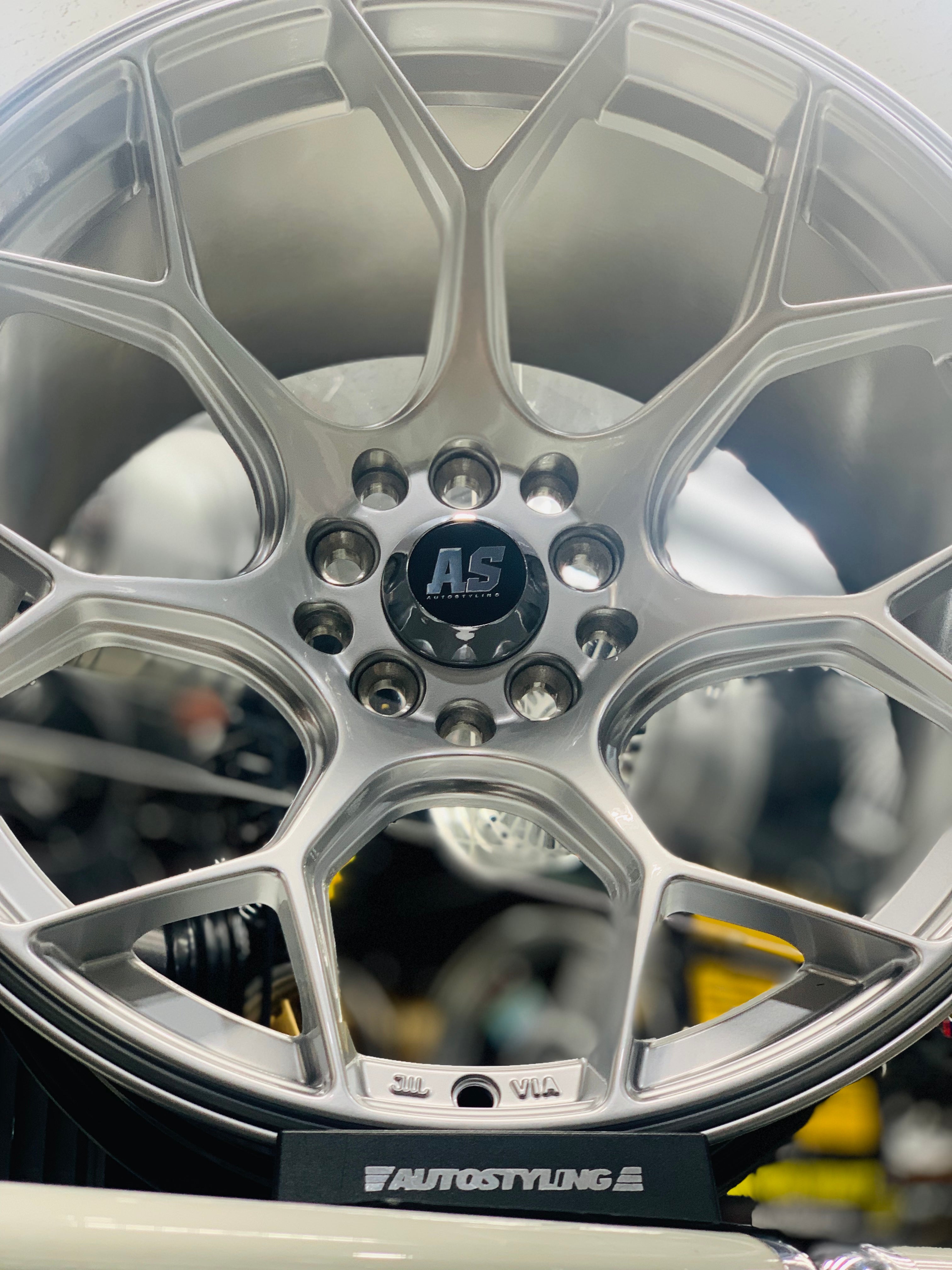 17” AS 28 XXR