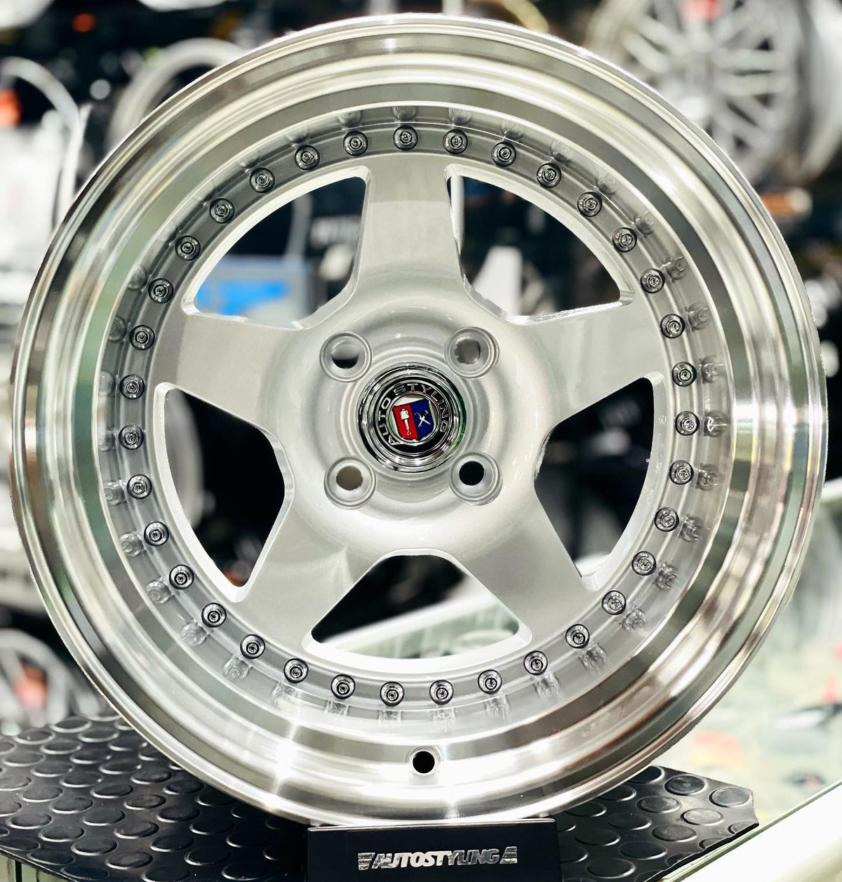 15” As-Meister