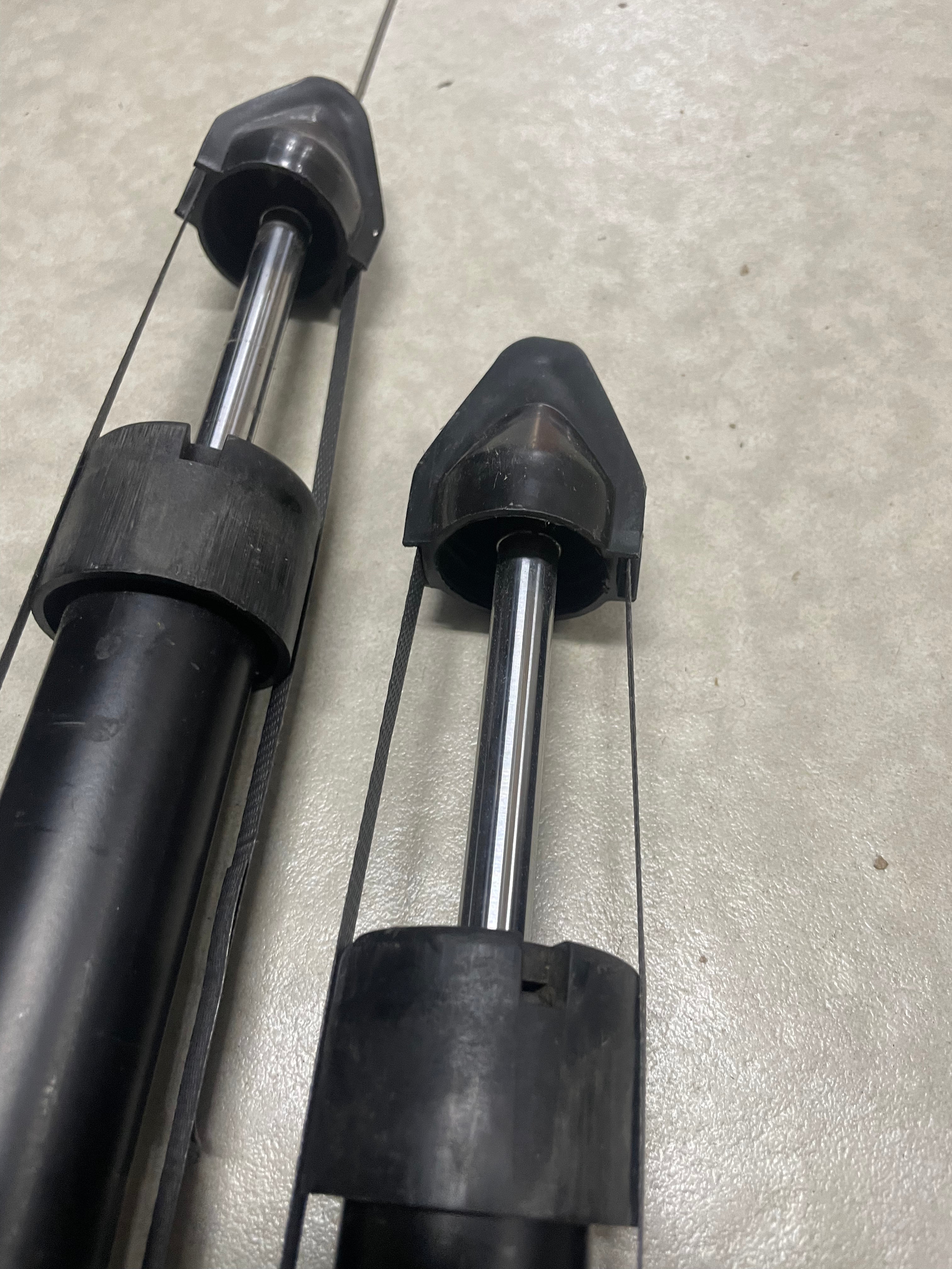 VW POLO 9N POLO OEM USED REAR SHOCKS – Autostyling Klerksdorp