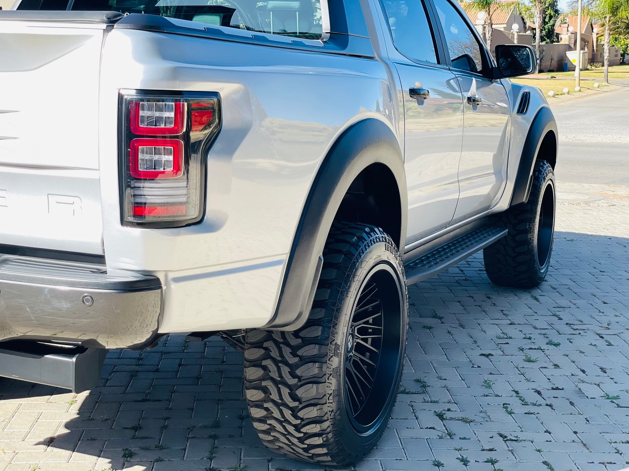 FORD RANGER T6 /T7 to F150 RAPTOR