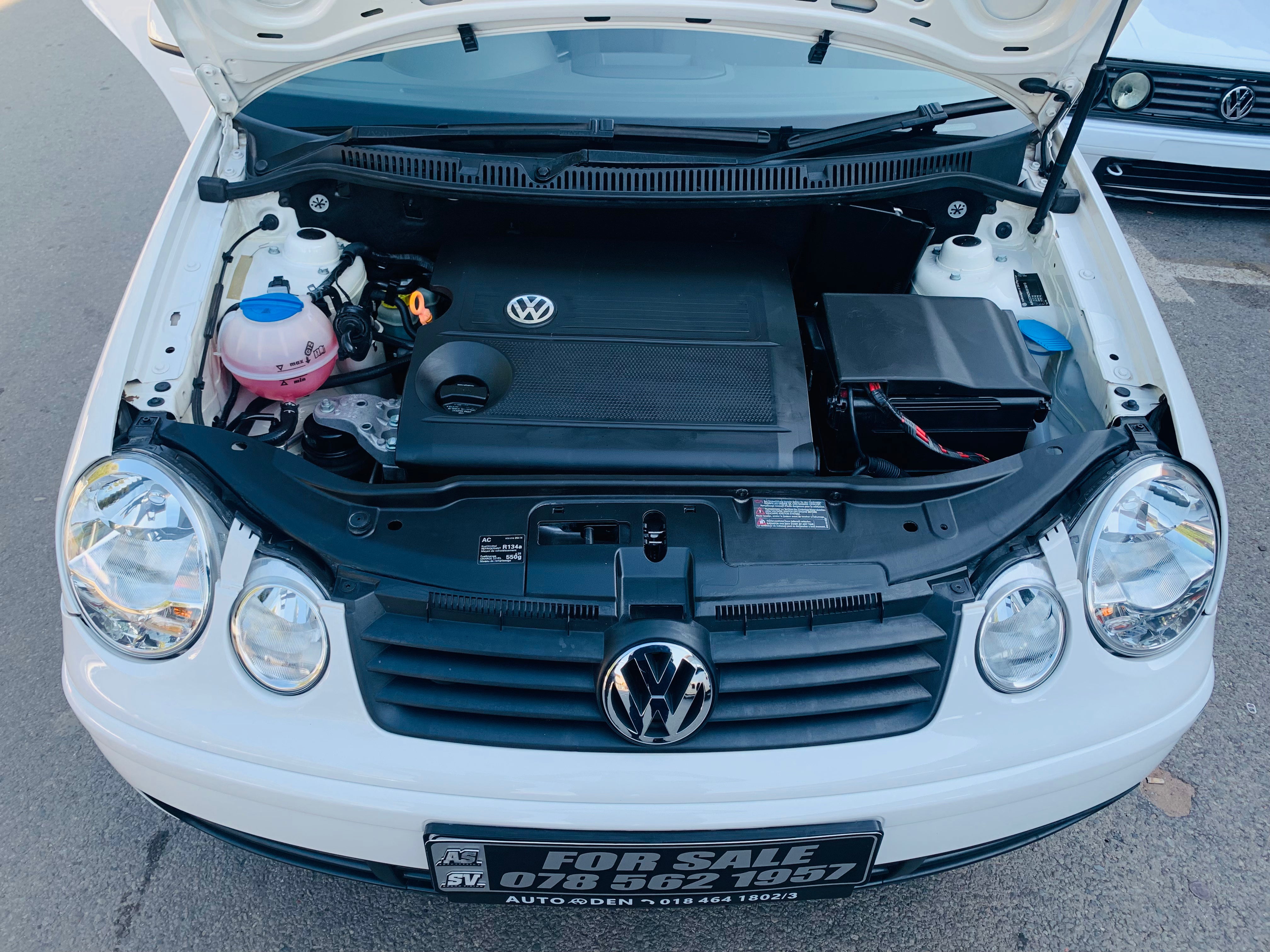 2005 POLO 1.6i with only 61000km