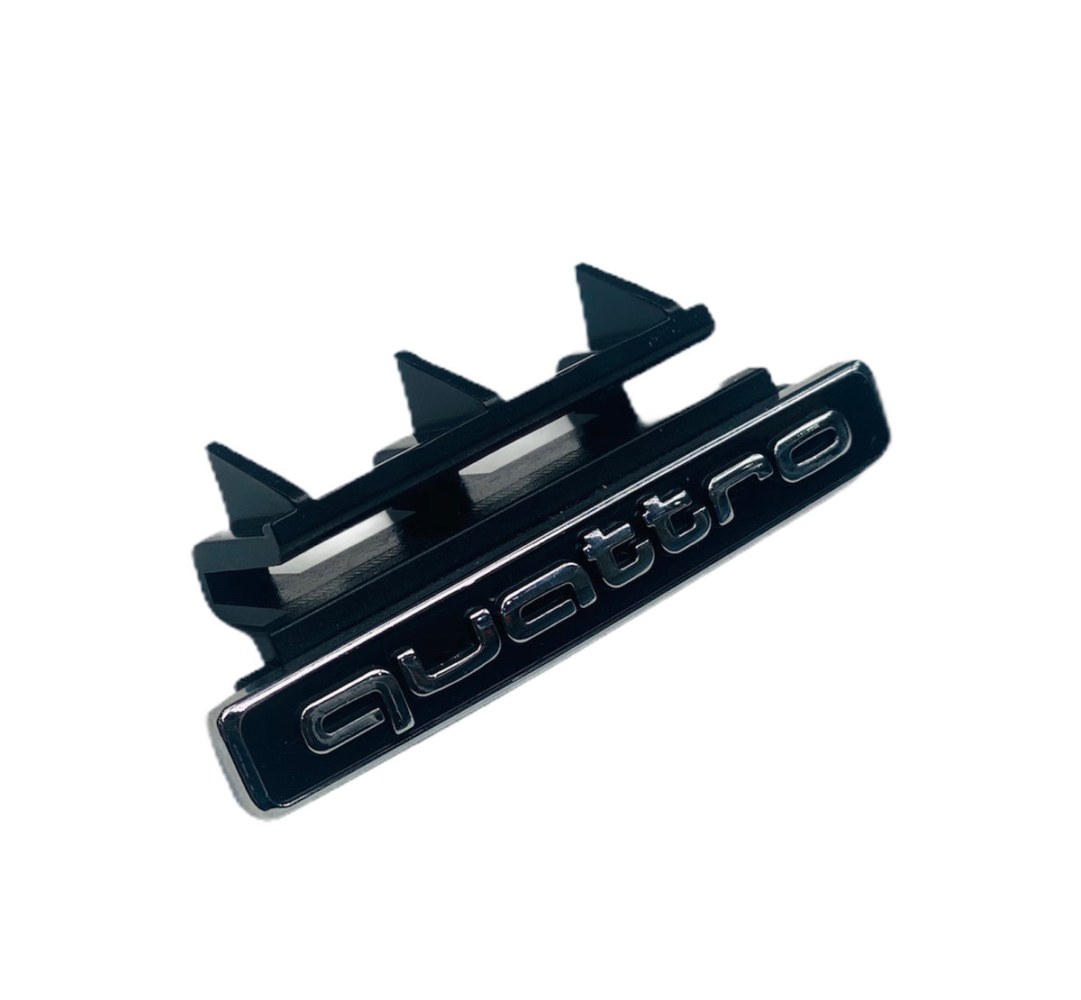 QUATTRO GRILL BADGE