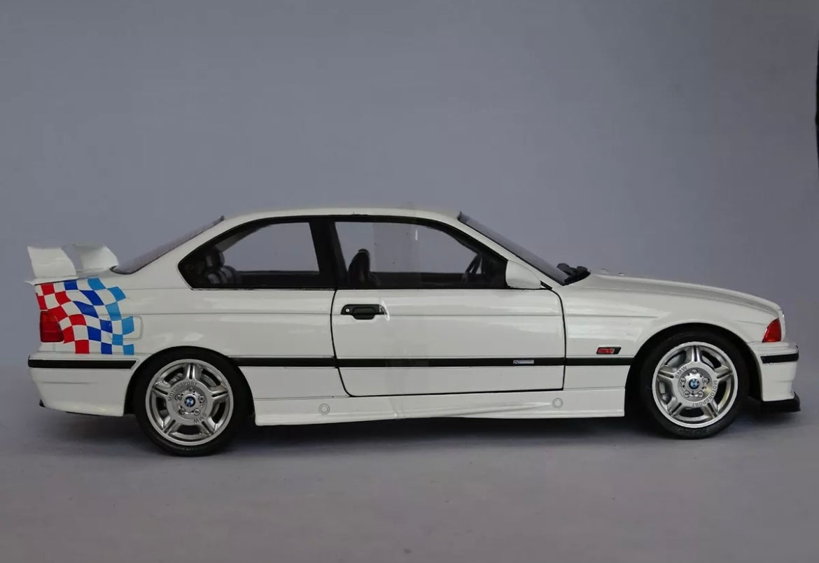 SOLIDO 1:18 SCALE MODEL CAR BMW E36  M3