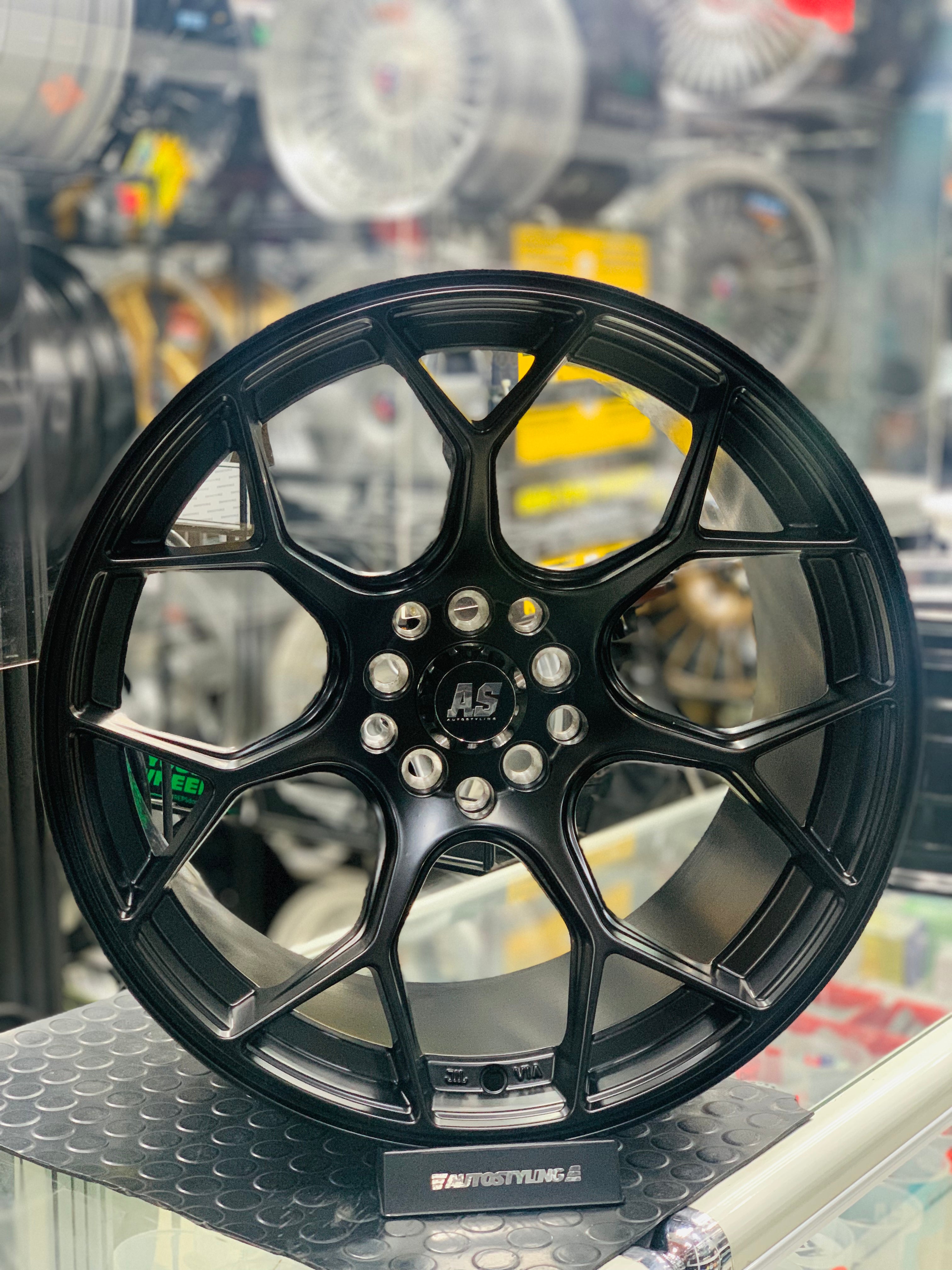 17” AS 28 XXR